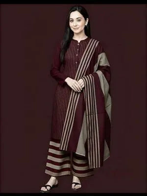 3 Pcs Women's Unstitched Printed Suit