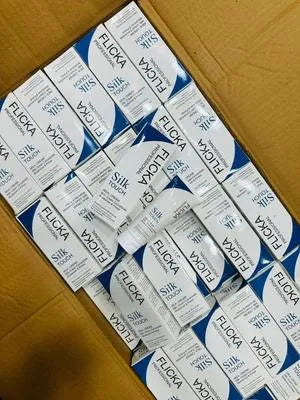 Flicka Skilk Touch Moisturizing Foundation Primer For Glowing Skin Long Lasting 60 Gram 1 Pc