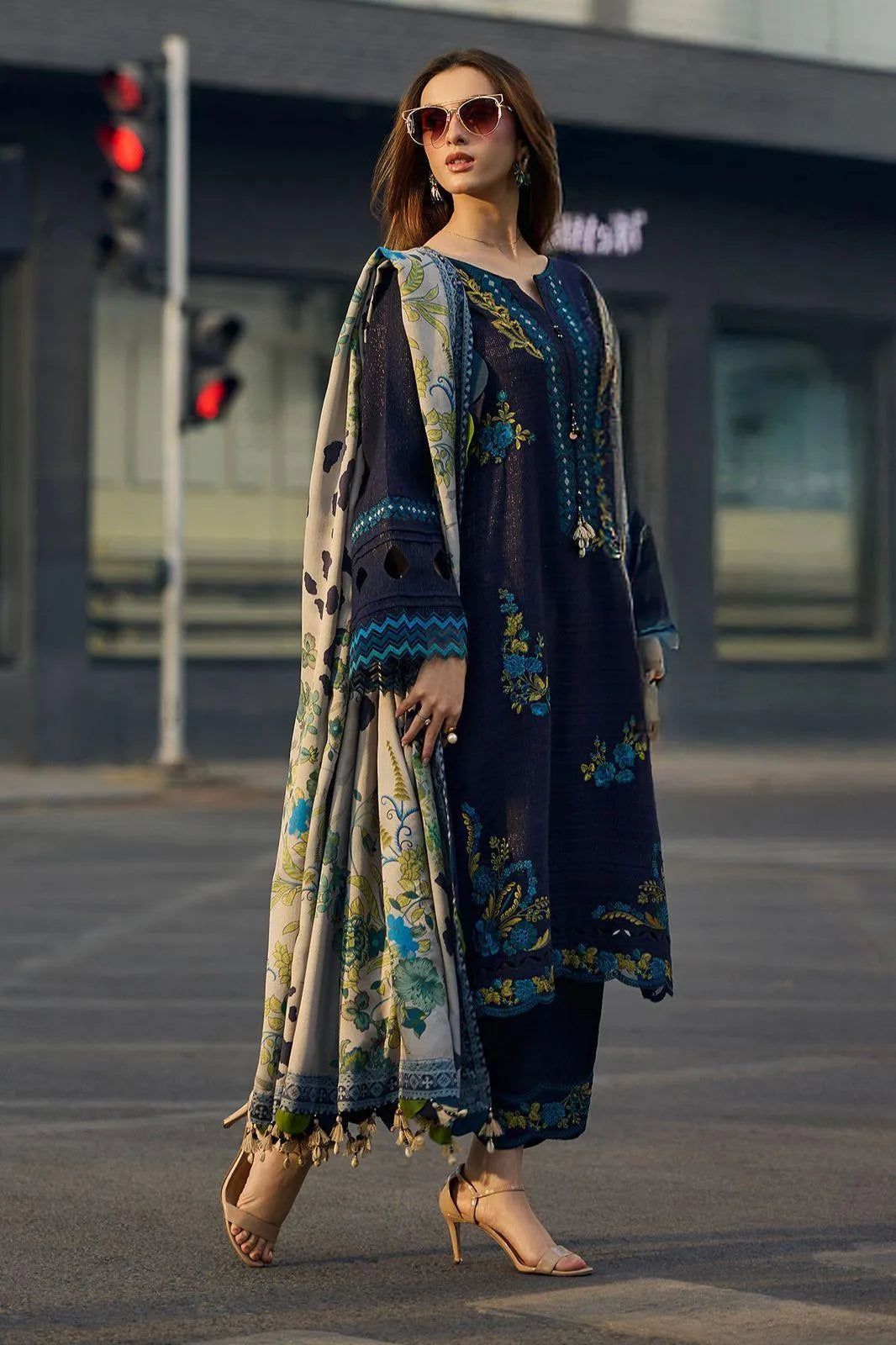Marina B Heavy Embroidered Lawn Shirt with Digital Print Voil Dupatta