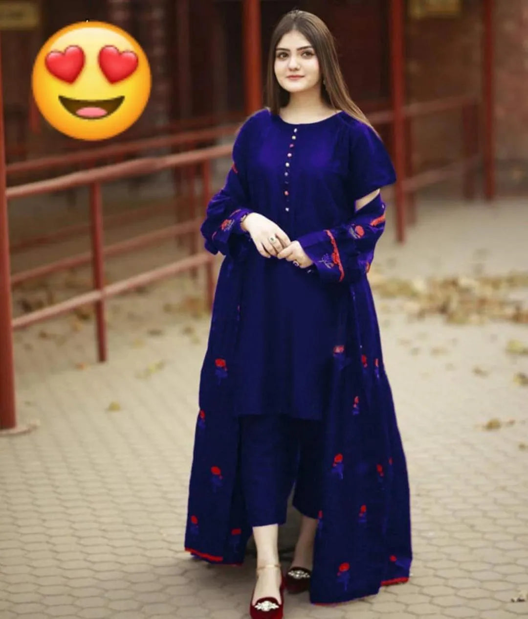 Blue Shamoz Silk 3-Piece Gown Set with Rose Embroidery