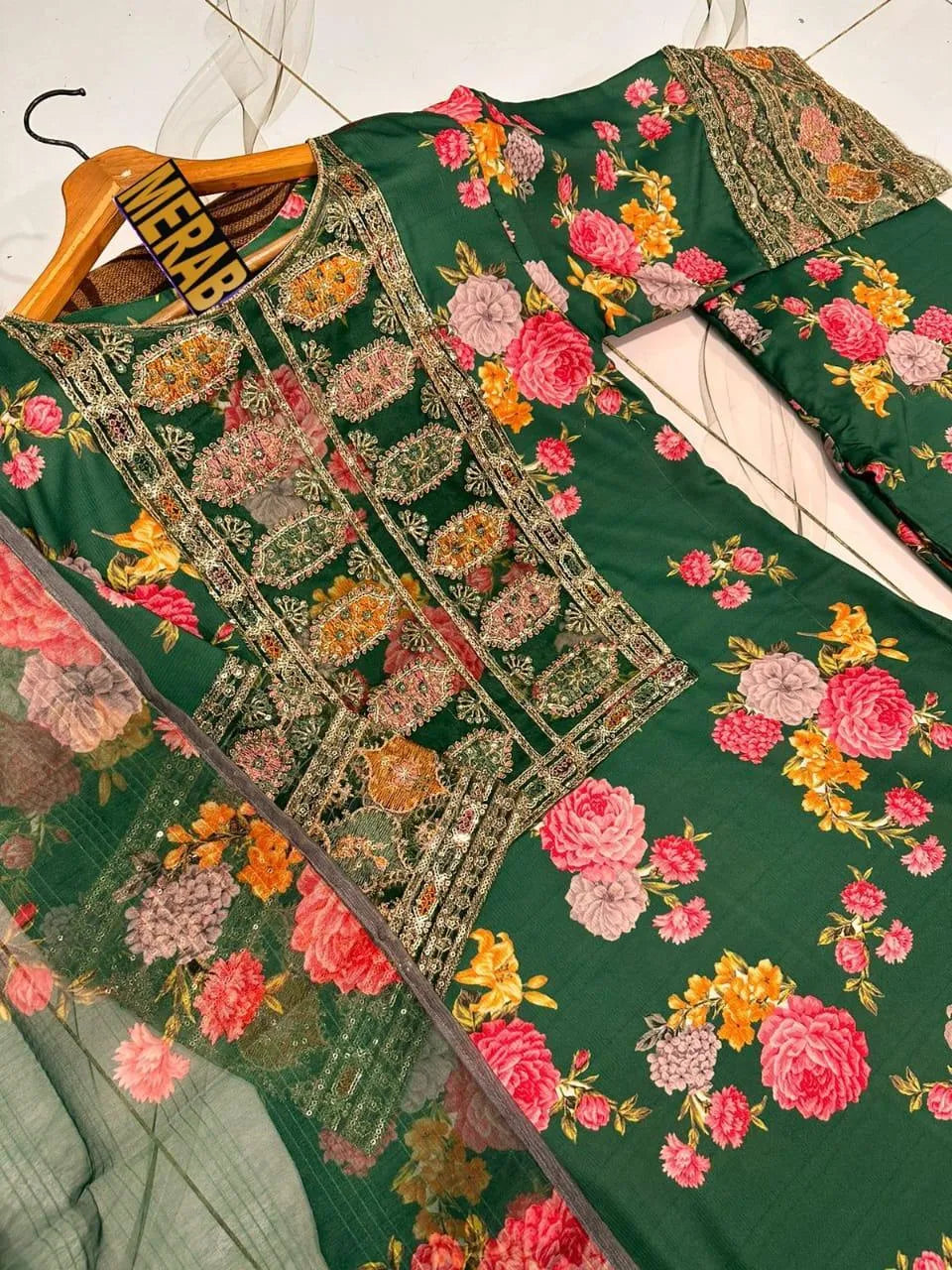 Pakistani Floral Embroidered Kurta Green