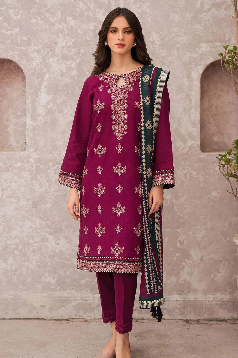 3 Pcs Women's Unstitched Embroidered Suit