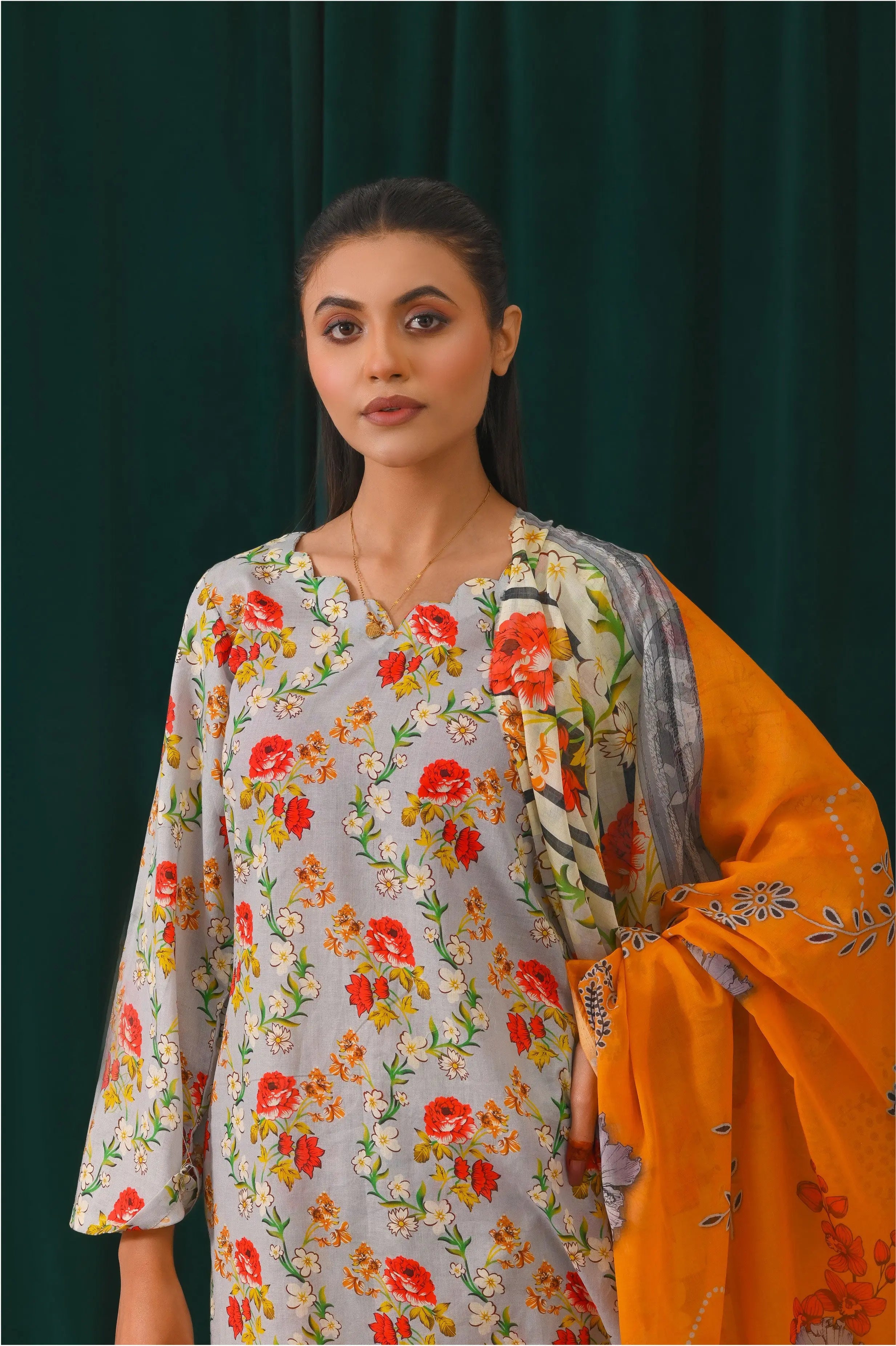Women Unstitched Lawn Printed Suit 3Pcs | 1009-I&I-UN at One Spot
