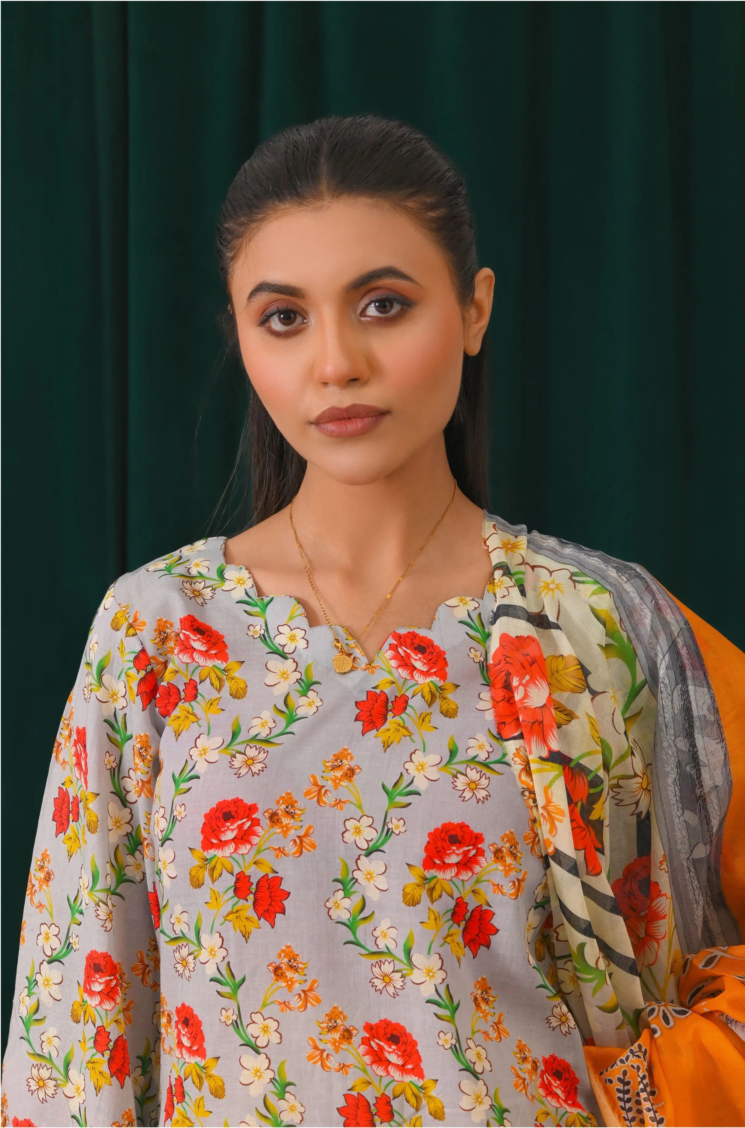 Women Unstitched Lawn Printed Suit 3Pcs | 1009-I&I-UN at One Spot