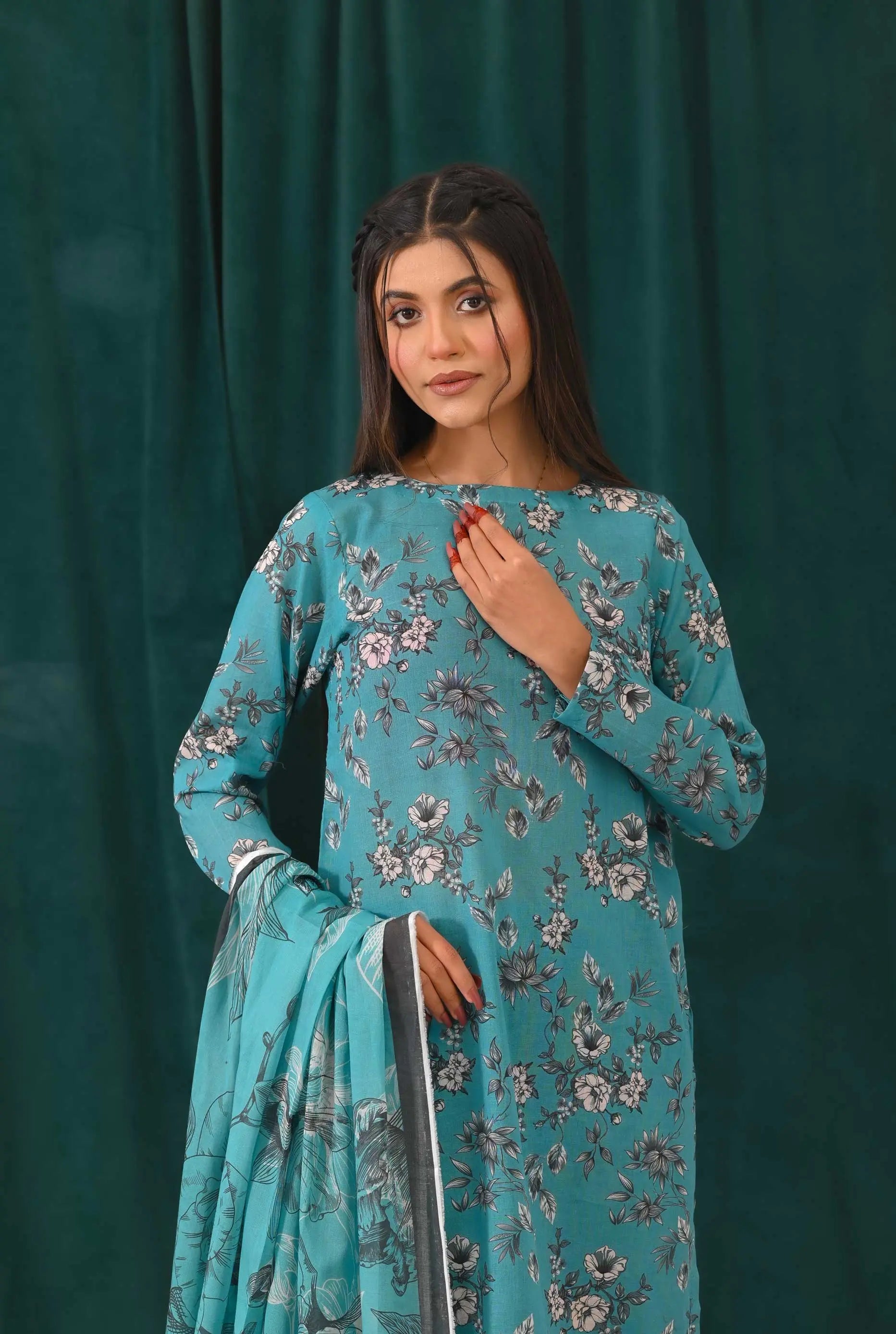 Women Unstitched Lawn Printed Suit 3Pcs | 1012-I&I-UN - at One Spot